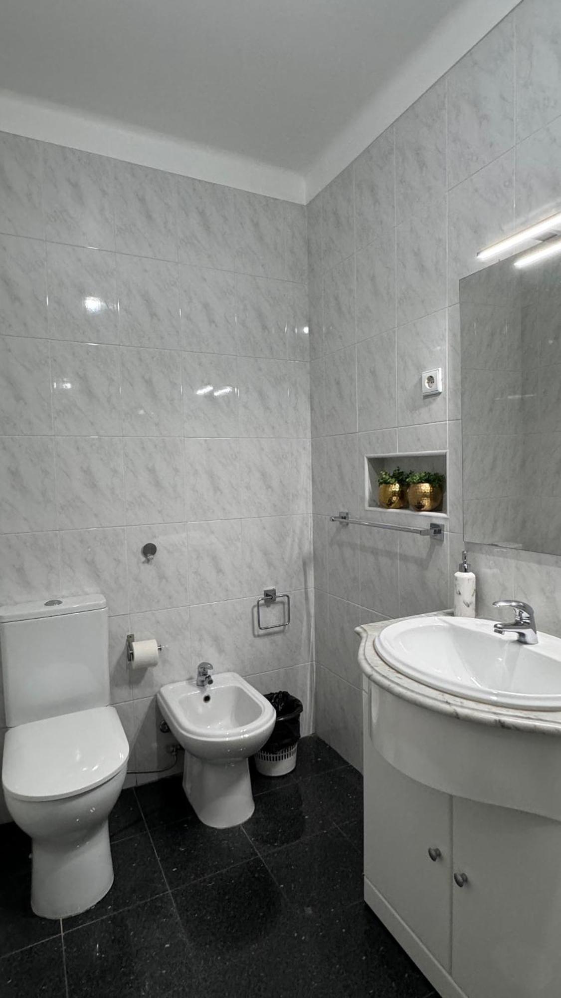 Sunny 4 Bedroom Apartment - With View Coïmbre Extérieur photo
